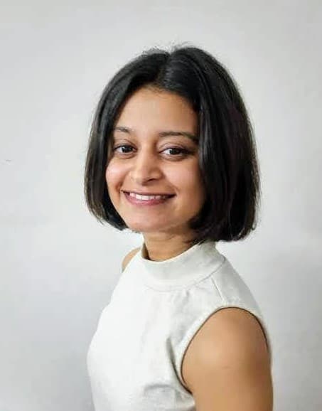 Tarini, Director